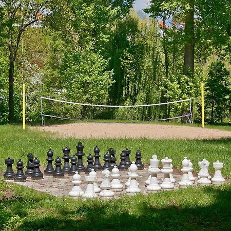 Knaus Campingpark Frickenhausen Frickenhausen am Main Eksteriør bilde